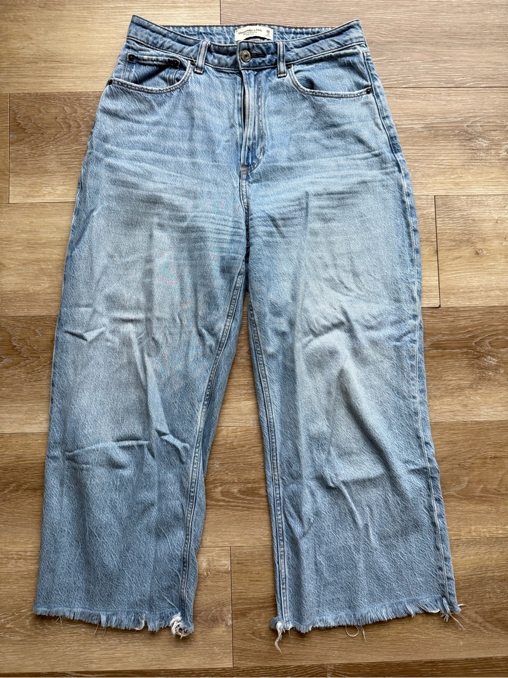 Abercrombie & Fitch Curve Love The Crop Wide Leg High Rise Jeans Crop Wide Leg